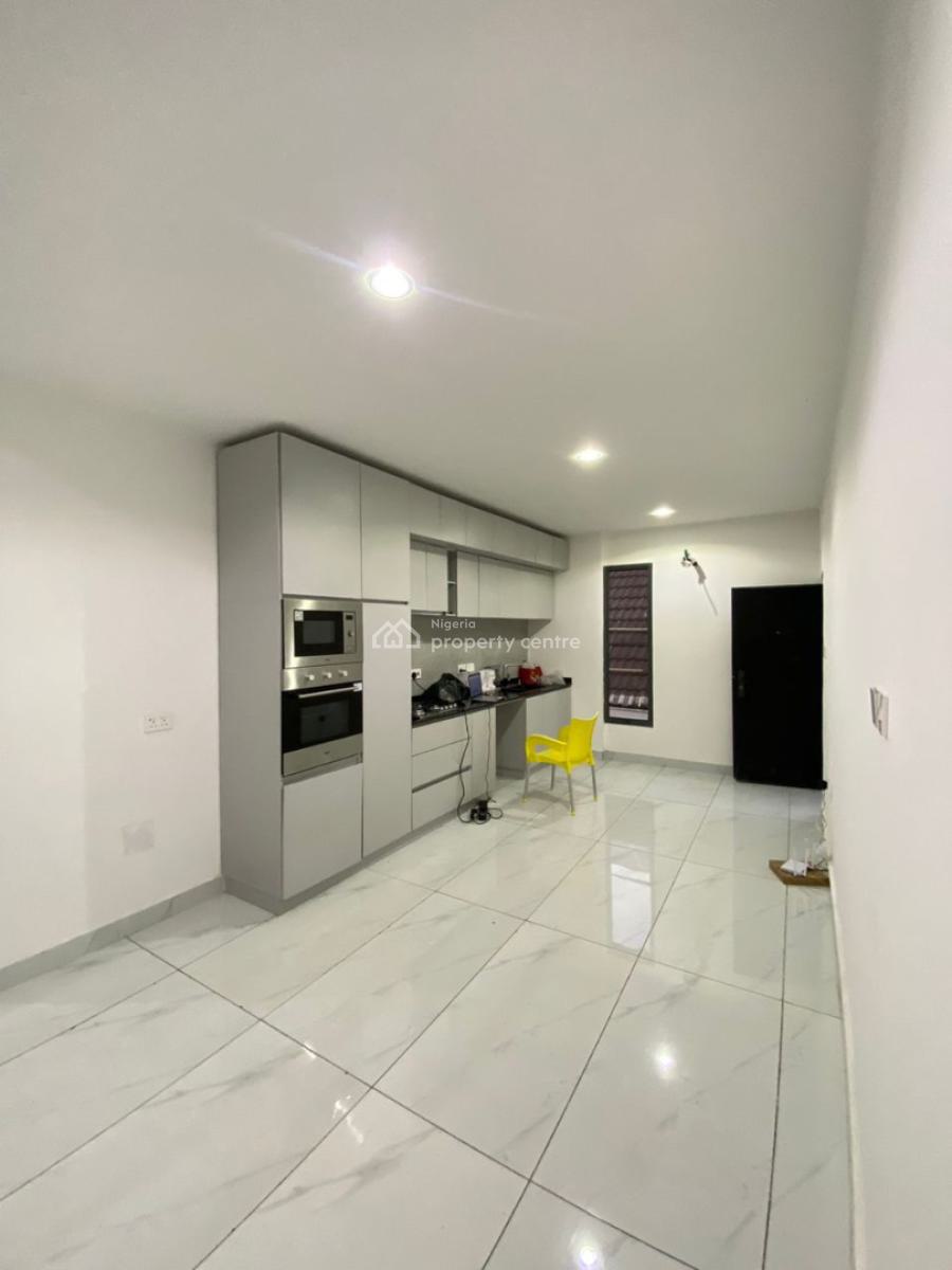 Brand New 3 Bedroom Apartment with Pool, Elevator and Rooftop, Lekki Phase 1, Lekki, Lagos, Flat / Apartment for Rent