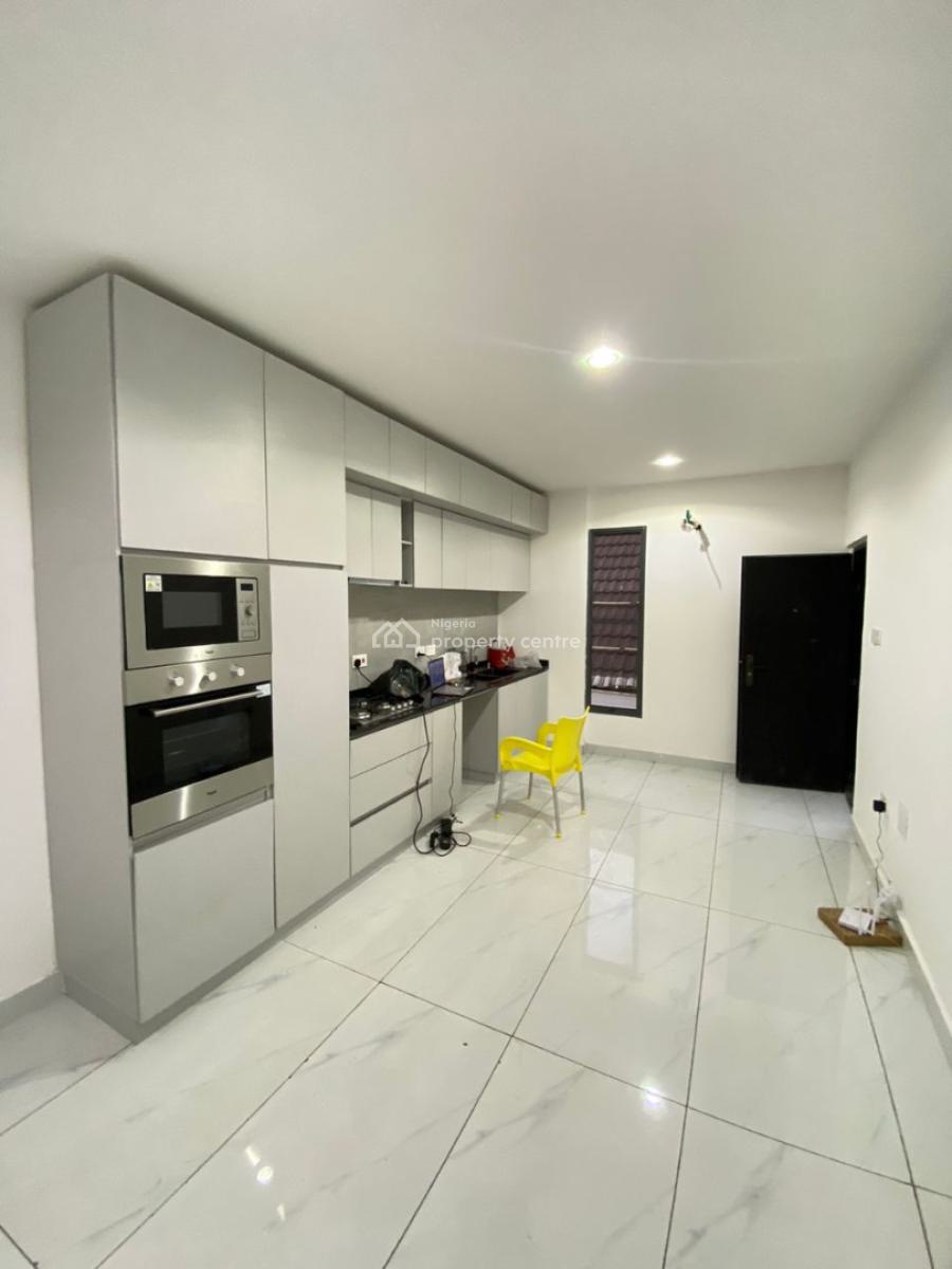 Brand New 3 Bedroom Apartment with Pool, Elevator and Rooftop, Lekki Phase 1, Lekki, Lagos, Flat / Apartment for Rent