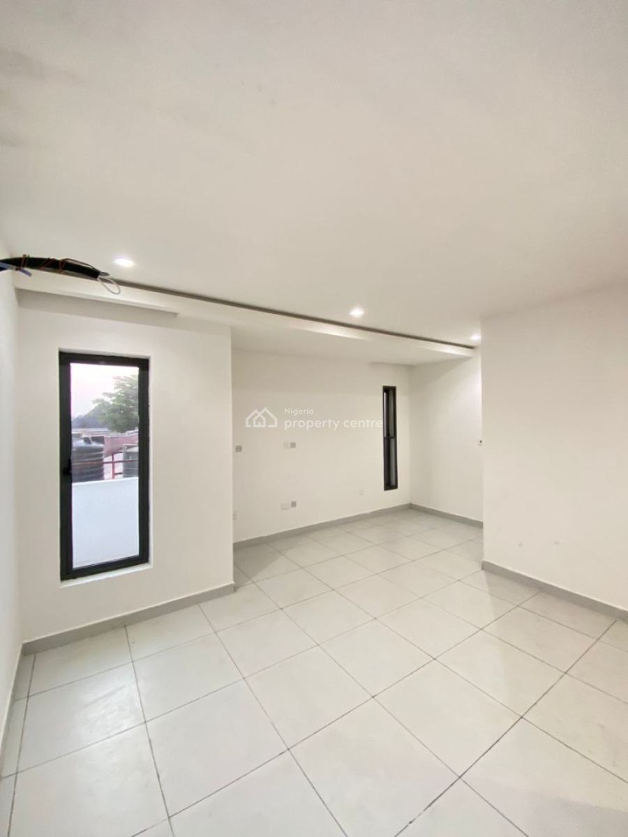 Brand New 3 Bedroom Apartment with Pool, Elevator and Rooftop, Lekki Phase 1, Lekki, Lagos, Flat / Apartment for Rent