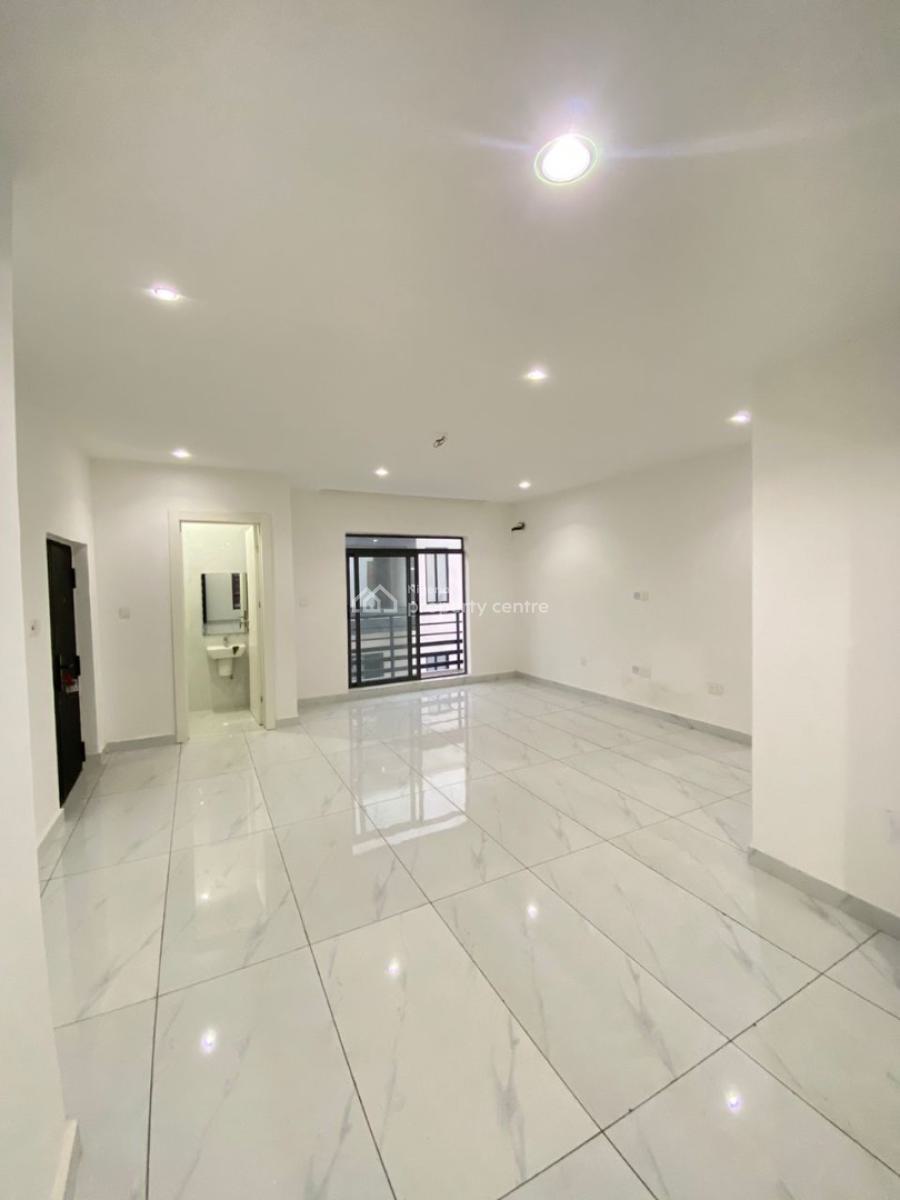 Brand New 3 Bedroom Apartment with Pool, Elevator and Rooftop, Lekki Phase 1, Lekki, Lagos, Flat / Apartment for Rent