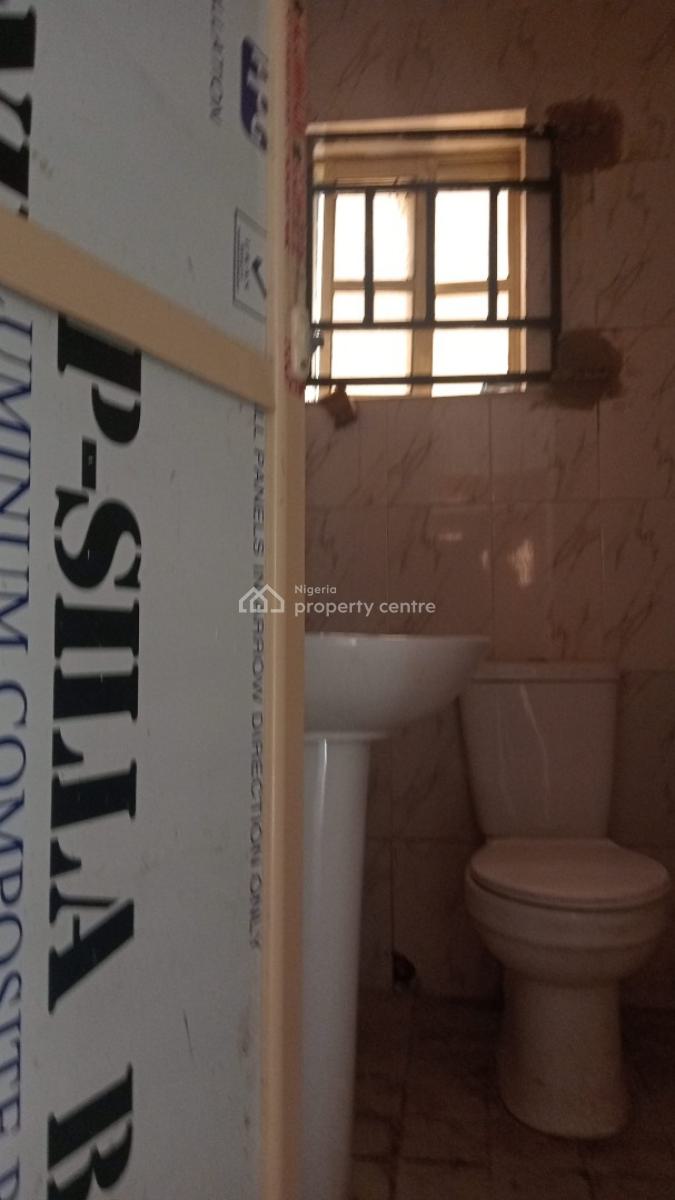 Well Maintained Luxury Standard Miniflat, Bogije Extension Ibeju Lekki Lagos Nigeria, Bogije, Ibeju Lekki, Lagos, Mini Flat (room and Parlour) for Rent