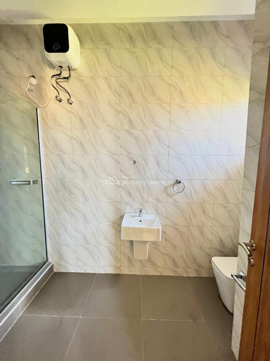 Luxury 2 Bedroom Penthouse with Bq & Elevator, Lekki Phase 1, Lekki, Lagos, Flat / Apartment for Rent