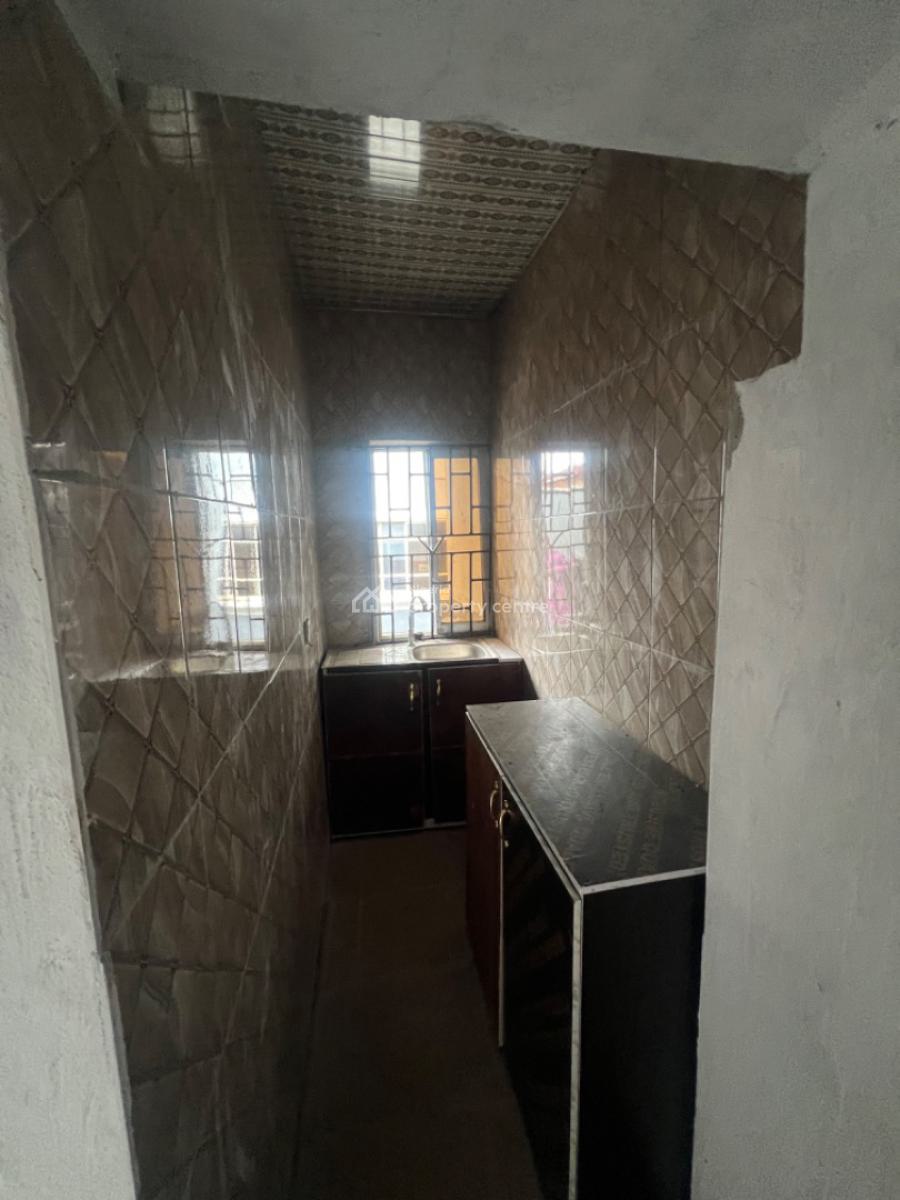 Spacious Room Self Contain,compound,serene Environment, Borehole Water, Bariga, Shomolu, Lagos, Self Contain (single Rooms) for Rent