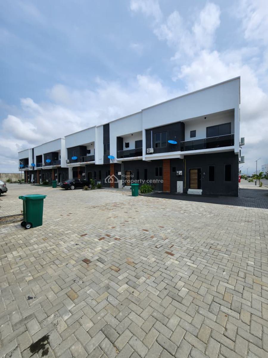 Luxurious Beautiful 2 Bedroom Duplex +bq with Excellent Facilities, Abraham Adesanya, Ajah, Ajah, Lagos, House for Rent