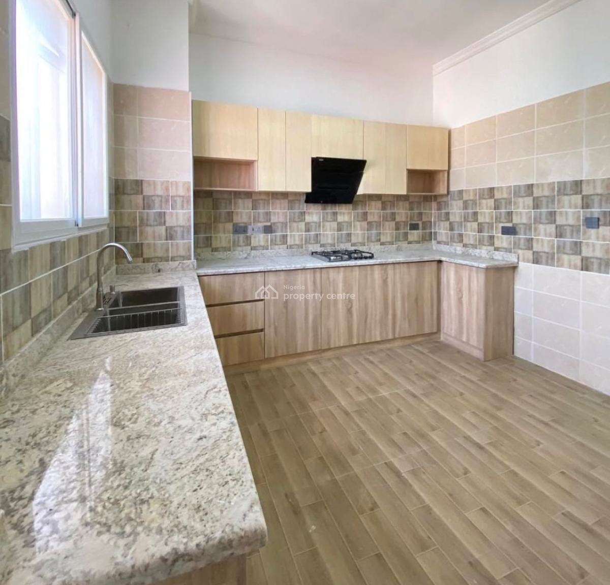2-bedroom Maisonette, Lekki Phase 1, Lekki, Lagos, House for Rent