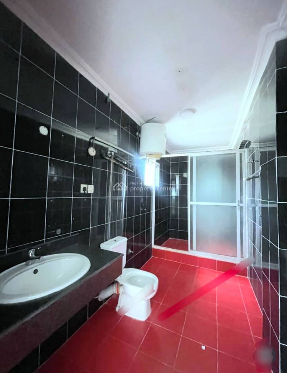 4 Bedroom Duplex, Lekki Phase 1, Lekki, Lagos, Office Space for Rent