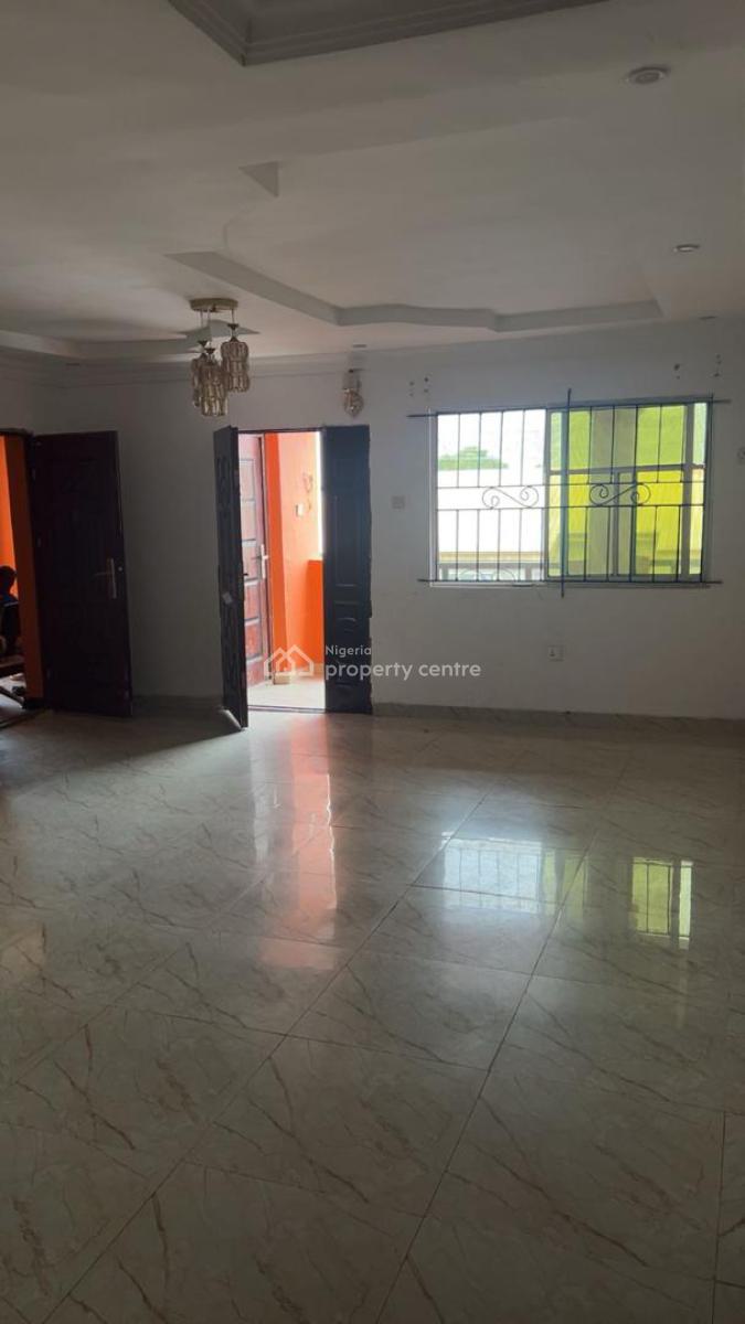 Massive 3 Bedroom Flat Upstairs, Blue House Global Awoyaya, Awoyaya, Ibeju Lekki, Lagos, Flat / Apartment for Rent