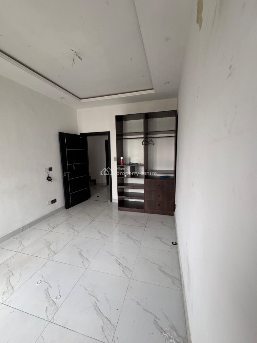 Luxury 3 Bedrooms Terraced with a Bq, Ologolo, Ologolo, Lekki, Lagos, Terraced Duplex for Rent