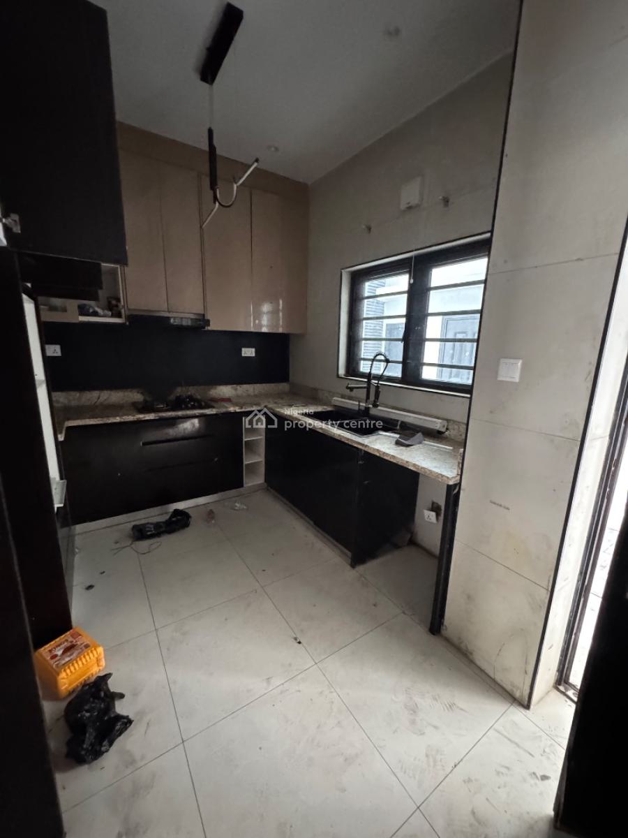 Luxury 3 Bedrooms Terraced with a Bq, Ologolo, Ologolo, Lekki, Lagos, Terraced Duplex for Rent