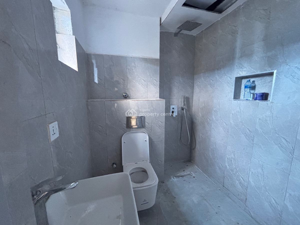 Exquisite 2 Bedroom Maisonette, Off Freedom Way, Lekki Phase 1, Lekki, Lagos, Flat / Apartment for Rent