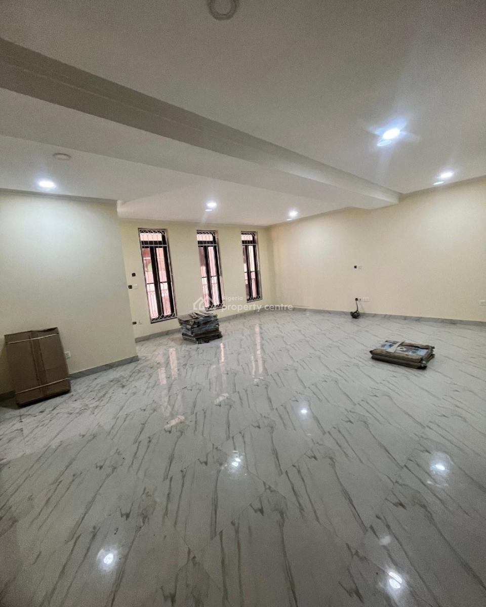 Lovely 1 Bedroom Apartment, Oniru, Victoria Island (vi), Lagos, Block of Flats for Sale