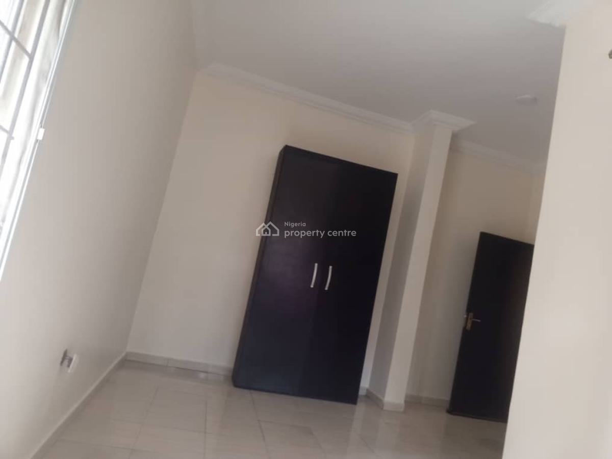 Spacious 3 Bedroom Apartment in a Serene Location, By Ekedc Office, Sangotedo, Ajah, Lagos, Flat / Apartment for Rent