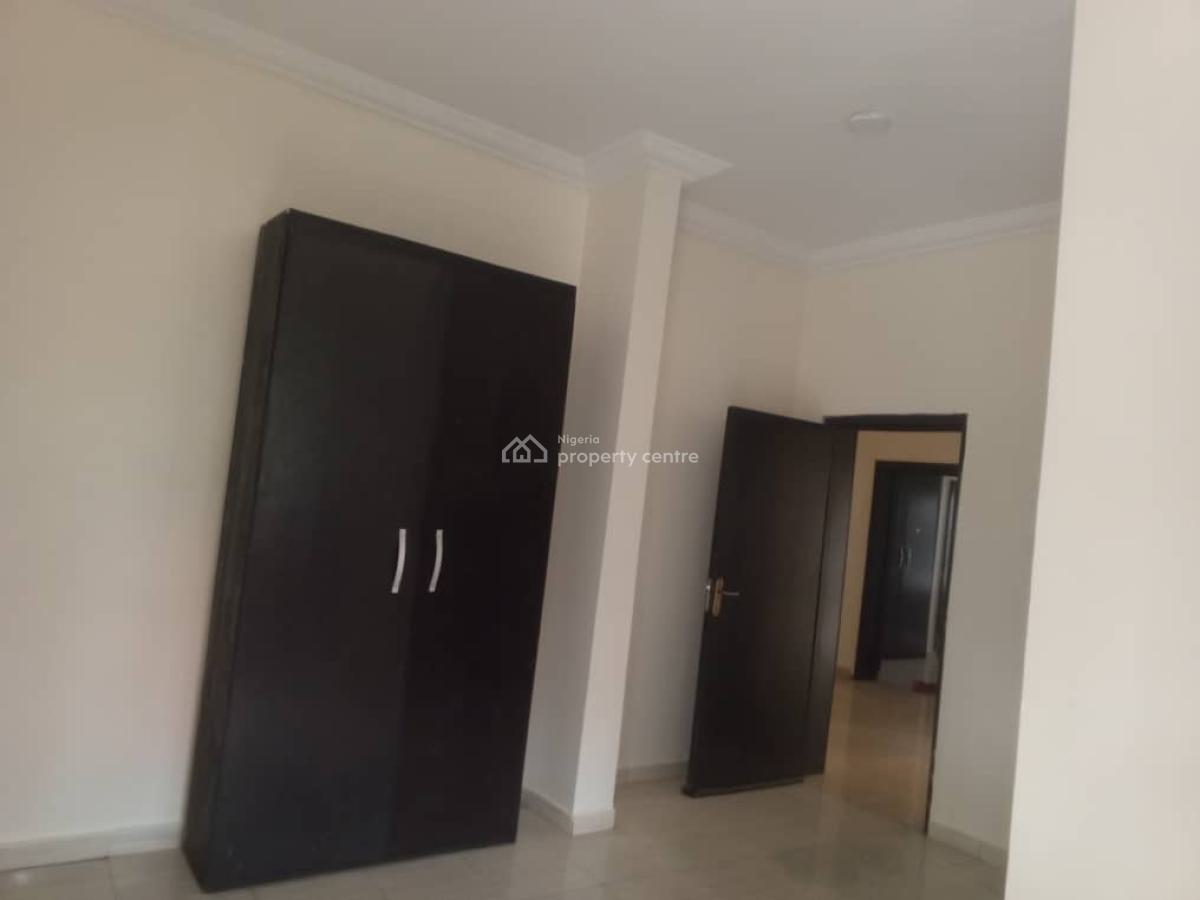 Spacious 3 Bedroom Apartment in a Serene Location, By Ekedc Office, Sangotedo, Ajah, Lagos, Flat / Apartment for Rent