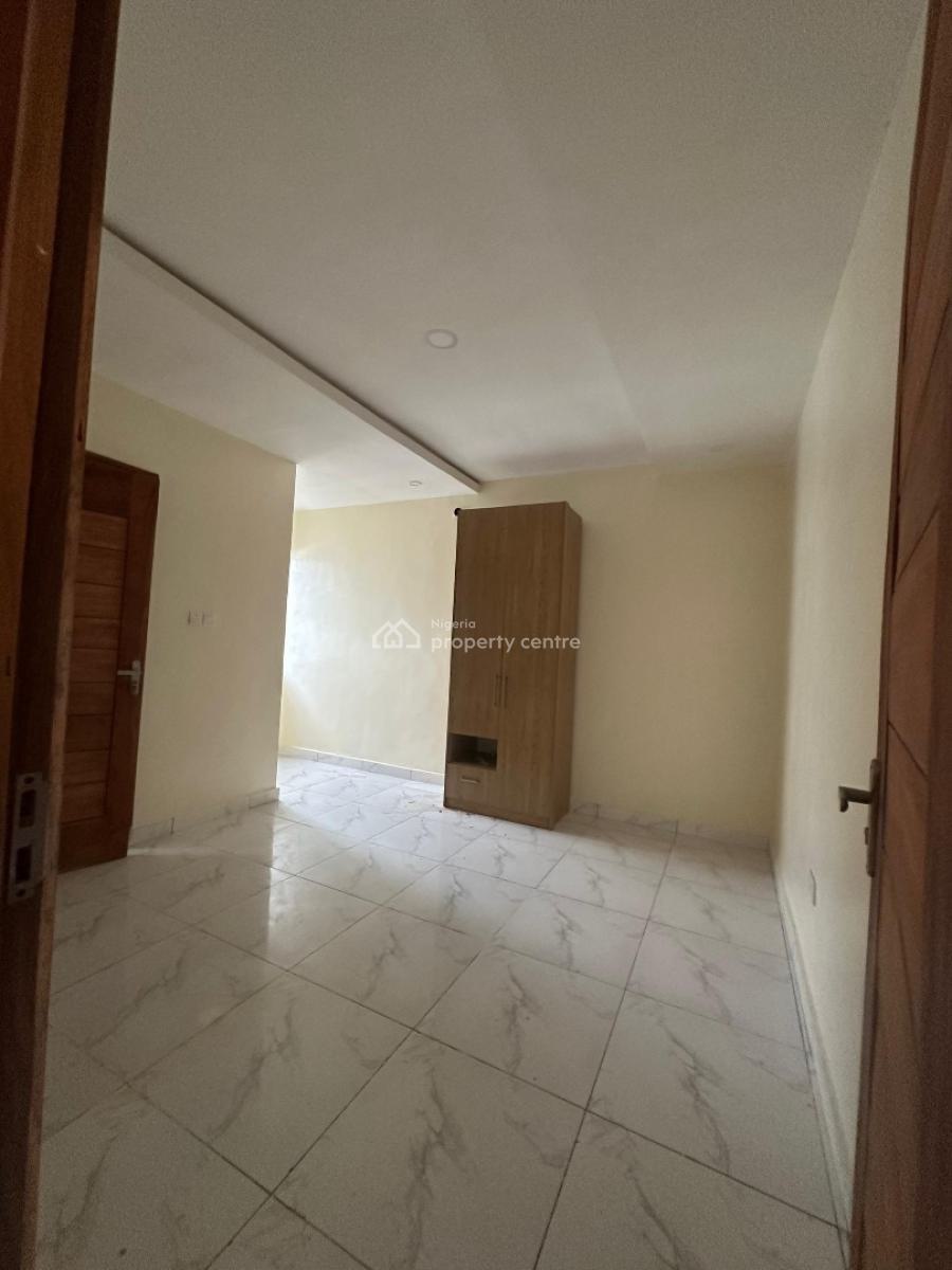 Newly Built 3 Bedroom Apartment, Osapa, Lekki, Lagos, Flat / Apartment for Rent