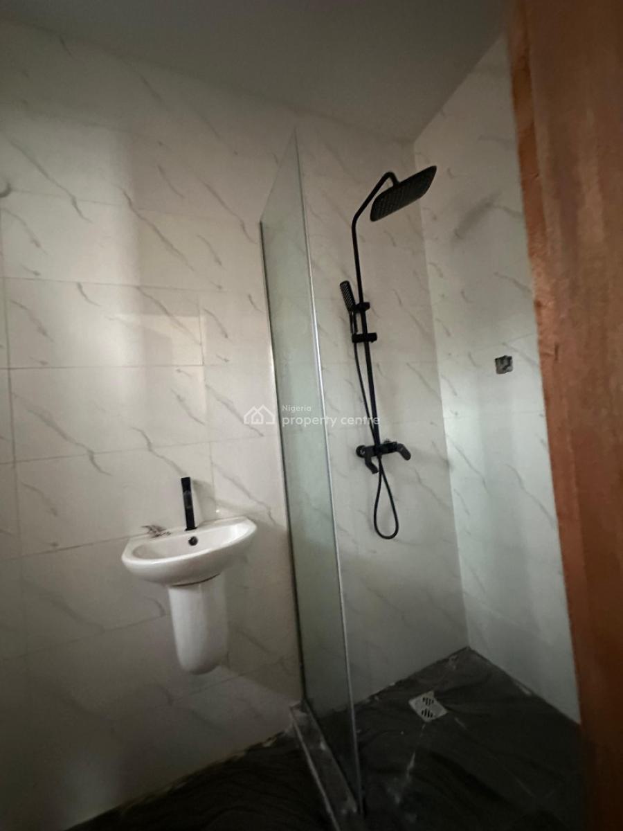 Newly Built 3 Bedroom Apartment, Osapa, Lekki, Lagos, Flat / Apartment for Rent