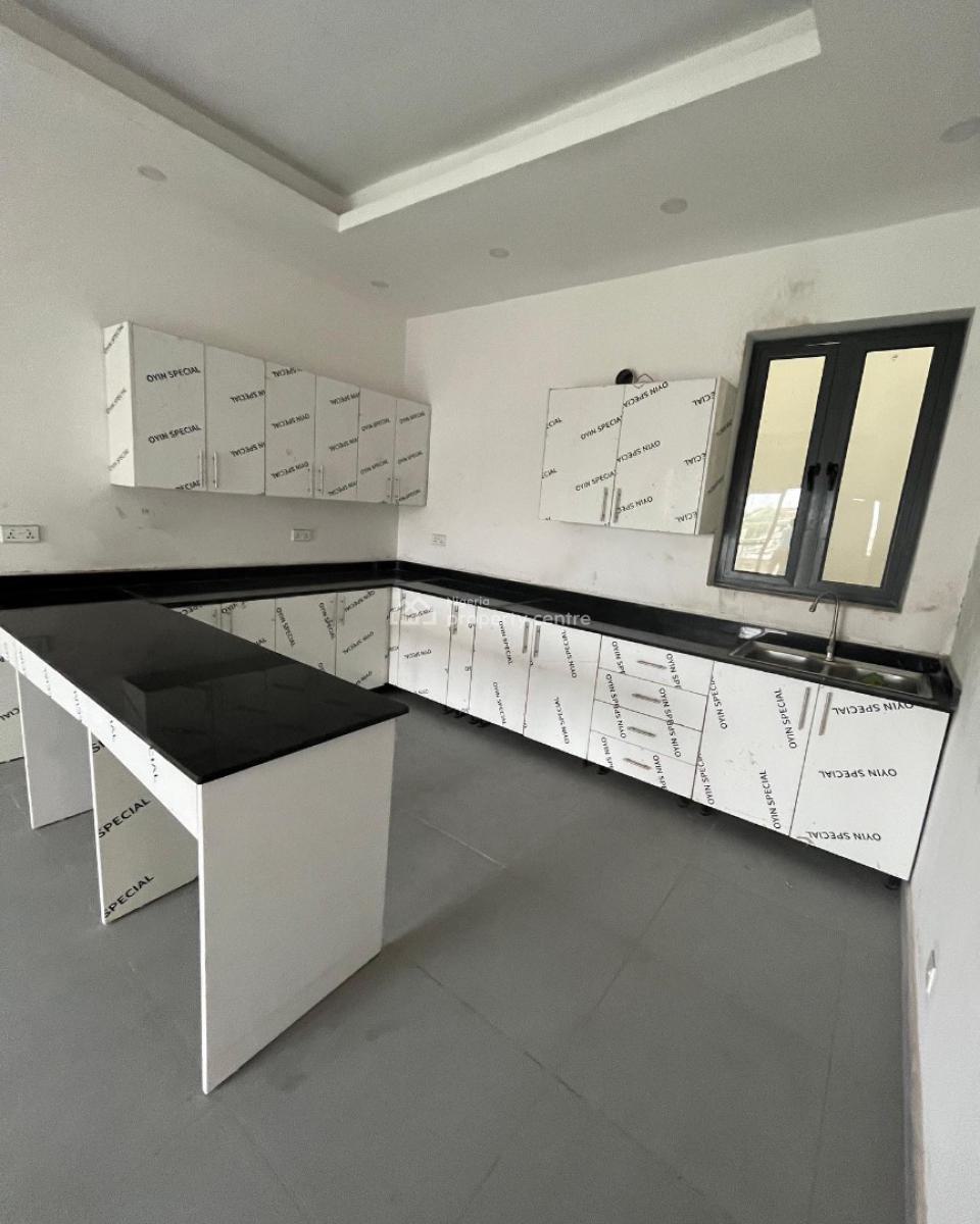 Lovely 2 Bedroom Apartment, Agungi, Agungi, Lekki, Lagos, Block of Flats for Sale
