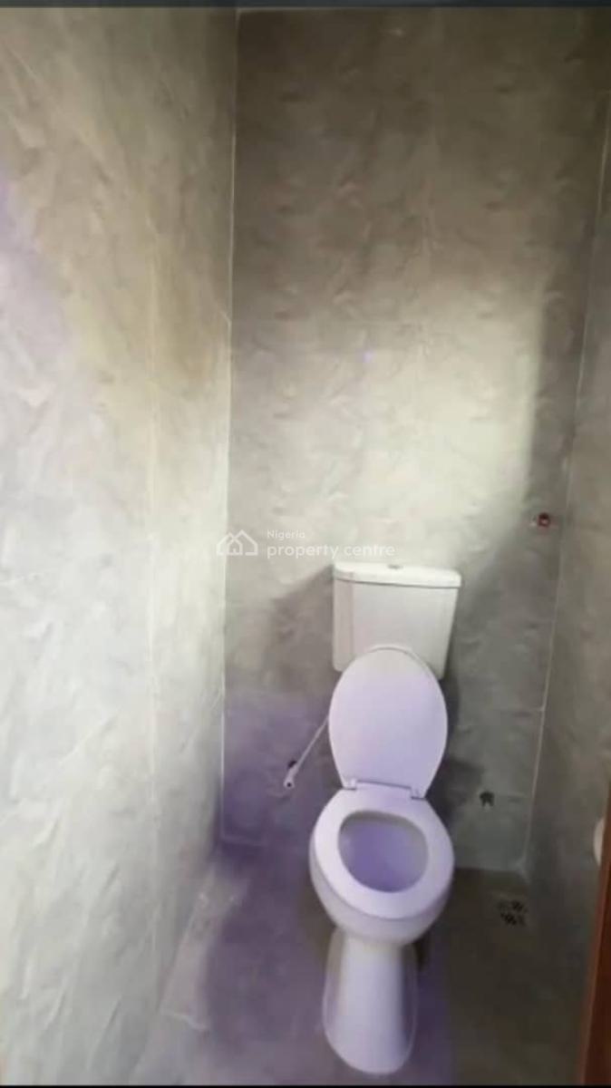 Lovely 2 Bedroom Flat, Adigboluja Street Off Alhaji Kosoko, Ojodu, Lagos, Flat / Apartment for Rent