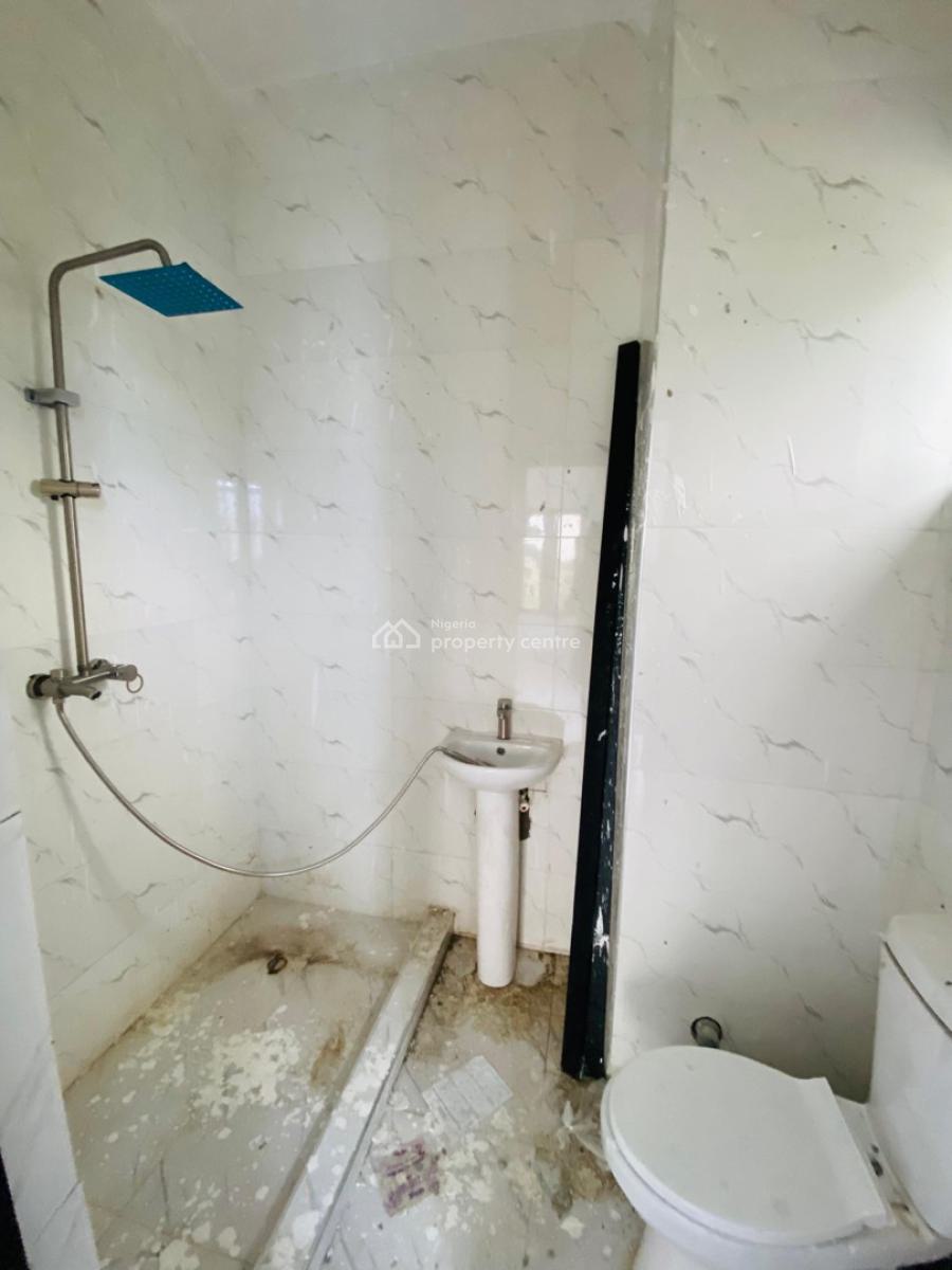 2 Bedroom Apartment, Ogombo, Ajah, Lagos, Flat / Apartment for Sale