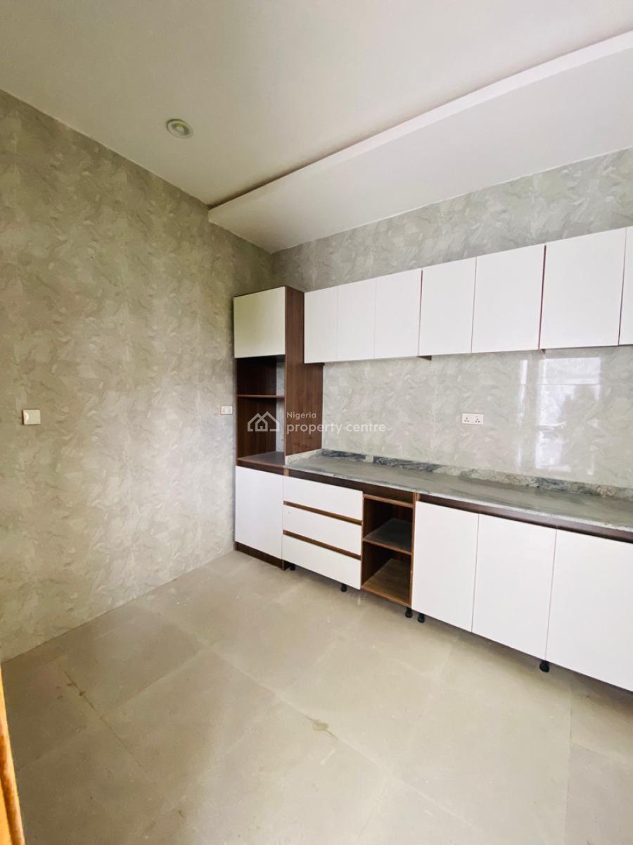 2 Bedroom Apartment, Ogombo, Ajah, Lagos, Flat / Apartment for Sale
