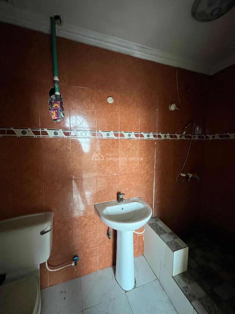 2 Wings of Self Serviced 6bed Semi Detached Duplexes in Lekki, Lekki Phase 1, Lekki, Lagos, Semi-detached Duplex for Rent