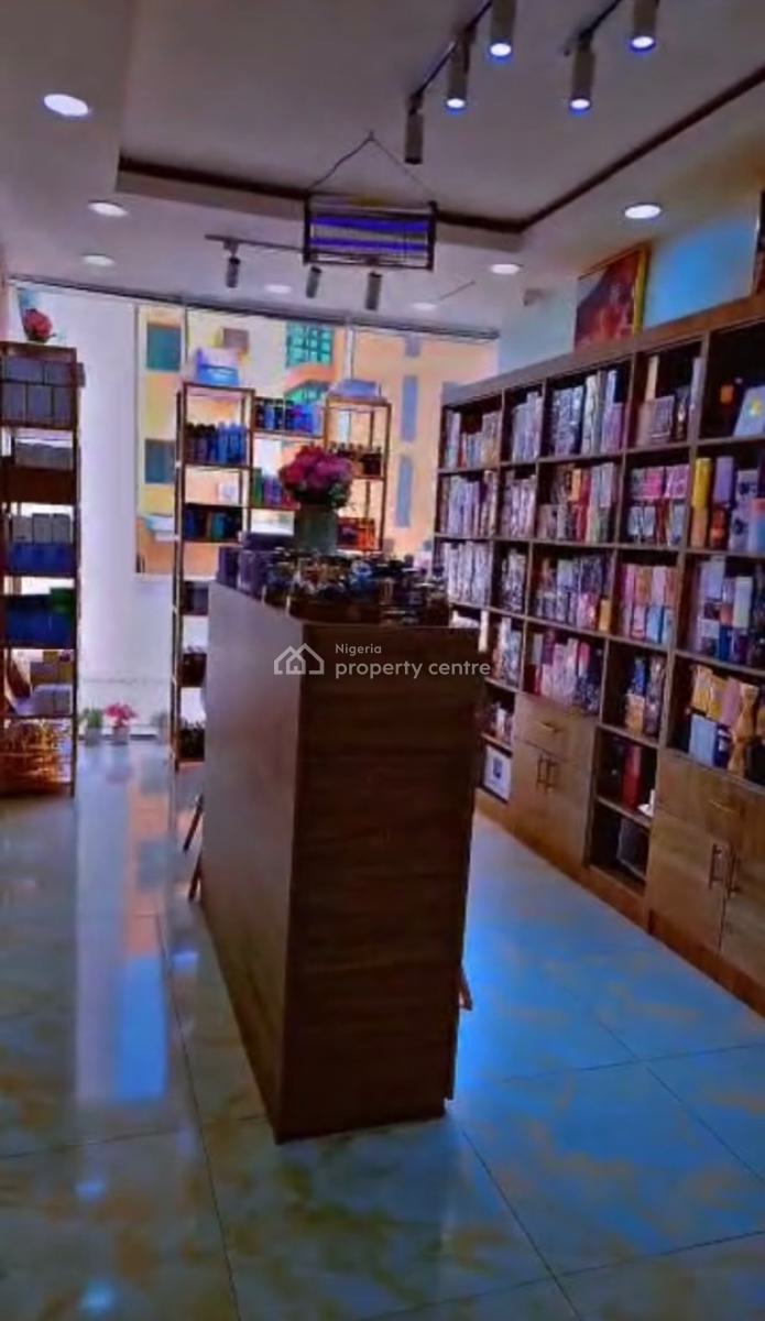 a Standard, Spacious Shop, Wuse 2, Abuja, Shop for Rent