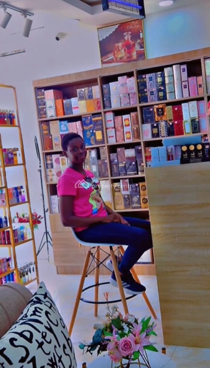 a Standard, Spacious Shop, Wuse 2, Abuja, Shop for Rent
