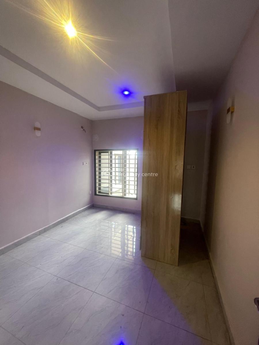 Spacious Two Bedroom Flat, War College, Gwarinpa, Abuja, Flat / Apartment for Rent