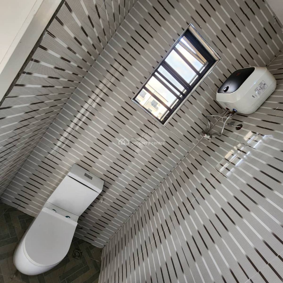 Luxury Masters Bedroom, Lekki County, Ikota, Lekki, Lagos, Flat / Apartment for Rent