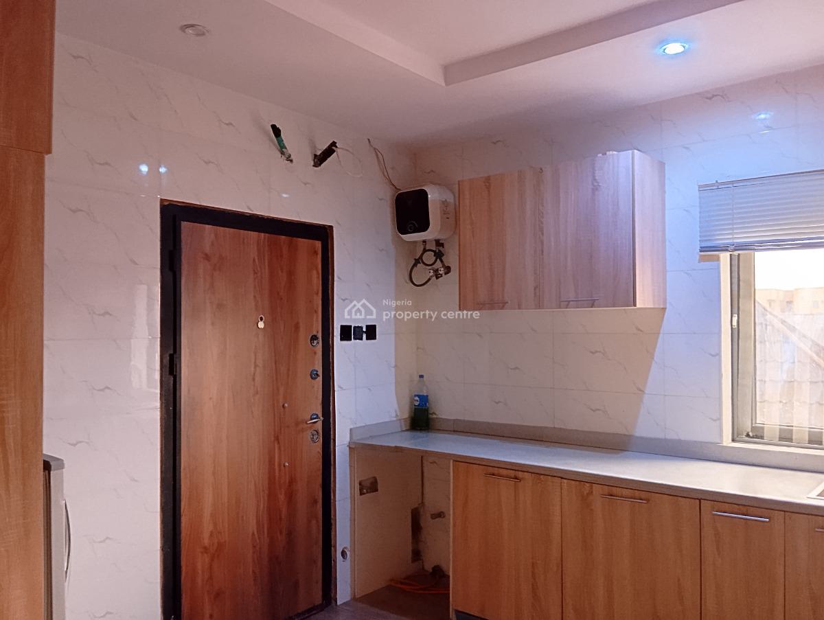 Deluxe & Exquisitely Finished Luxury 3 Bedroom Fully  Apartment + Wif,, Yaba, Alagomeji, Yaba, Lagos, Flat / Apartment Short Let
