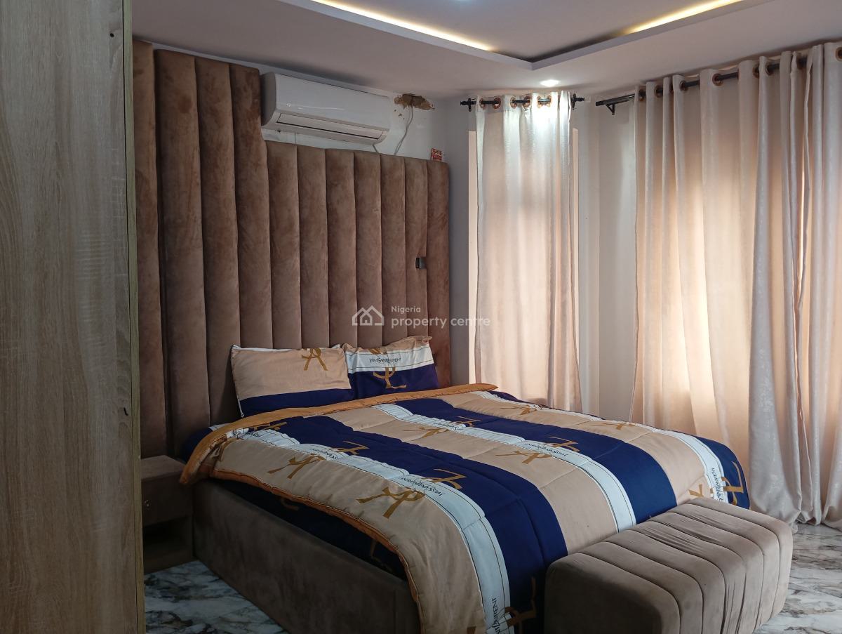 Deluxe & Exquisitely Finished Luxury 3 Bedroom Fully  Apartment + Wif,, Yaba, Alagomeji, Yaba, Lagos, Flat / Apartment Short Let