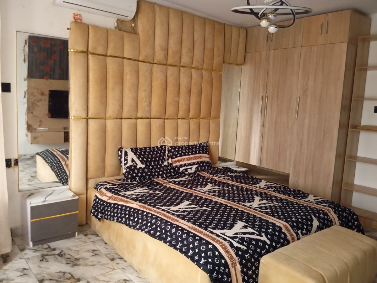 Deluxe & Exquisitely Finished Luxury 3 Bedroom Fully  Apartment + Wif,, Yaba, Alagomeji, Yaba, Lagos, Flat / Apartment Short Let