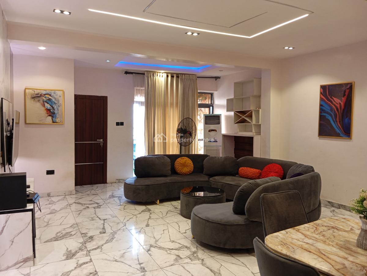 Deluxe & Exquisitely Finished Luxury 3 Bedroom Fully  Apartment + Wif,, Yaba, Alagomeji, Yaba, Lagos, Flat / Apartment Short Let
