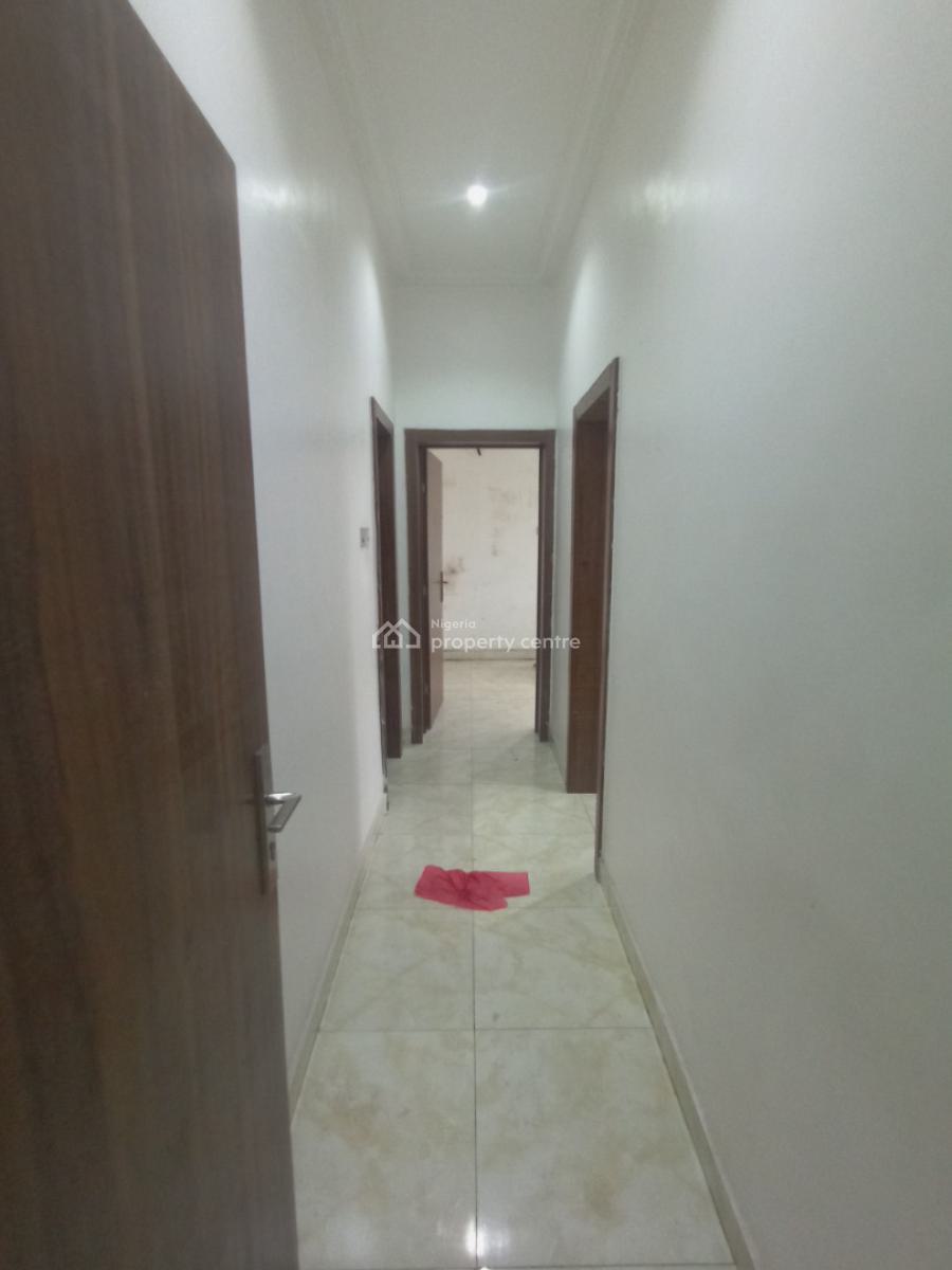 3 Bedroom Flat Upstairs, Lekki Scheme 2 Estate, Ajah, Lagos, Flat / Apartment for Rent