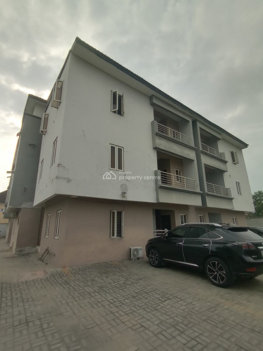 3 Bedroom Flat Upstairs, Lekki Scheme 2 Estate, Ajah, Lagos, Flat / Apartment for Rent