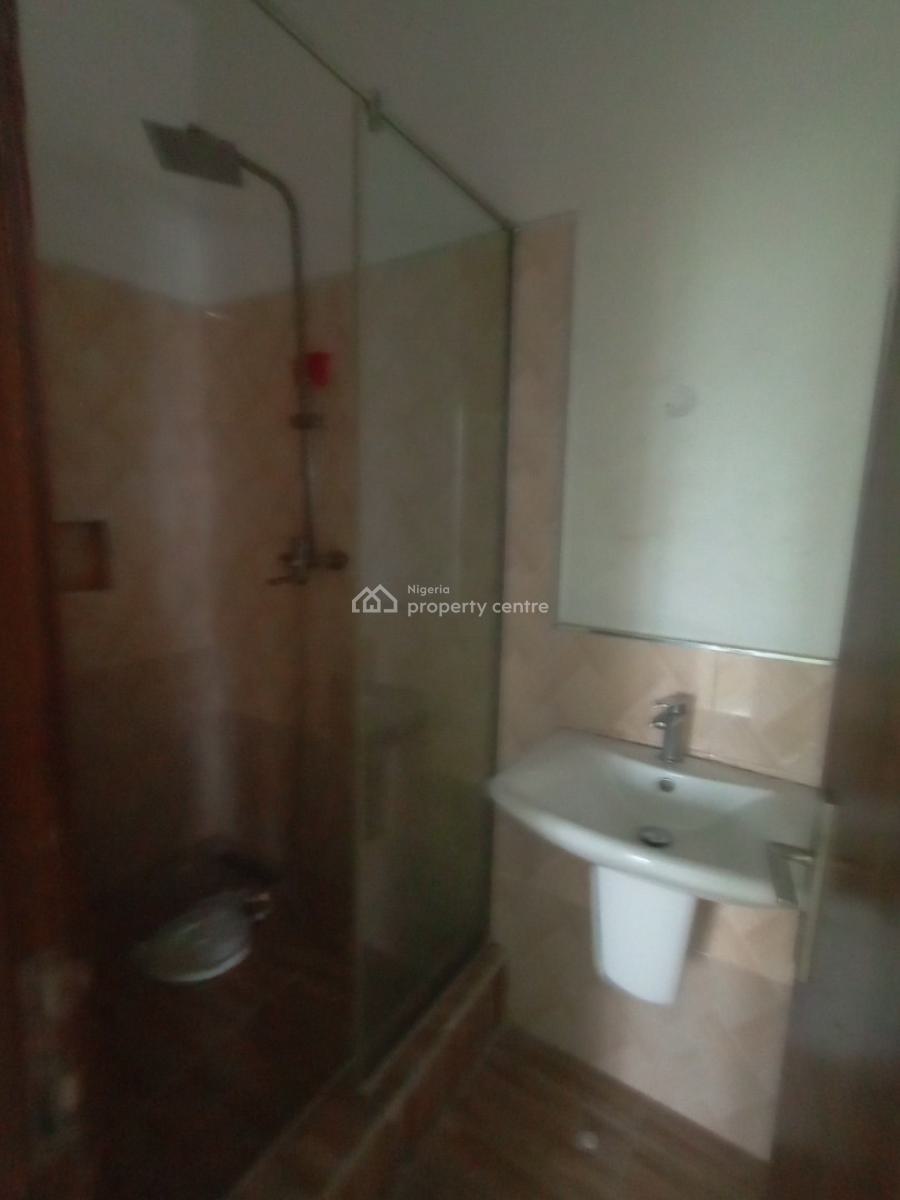 3 Bedroom Flat Upstairs, Lekki Scheme 2 Estate, Ajah, Lagos, Flat / Apartment for Rent