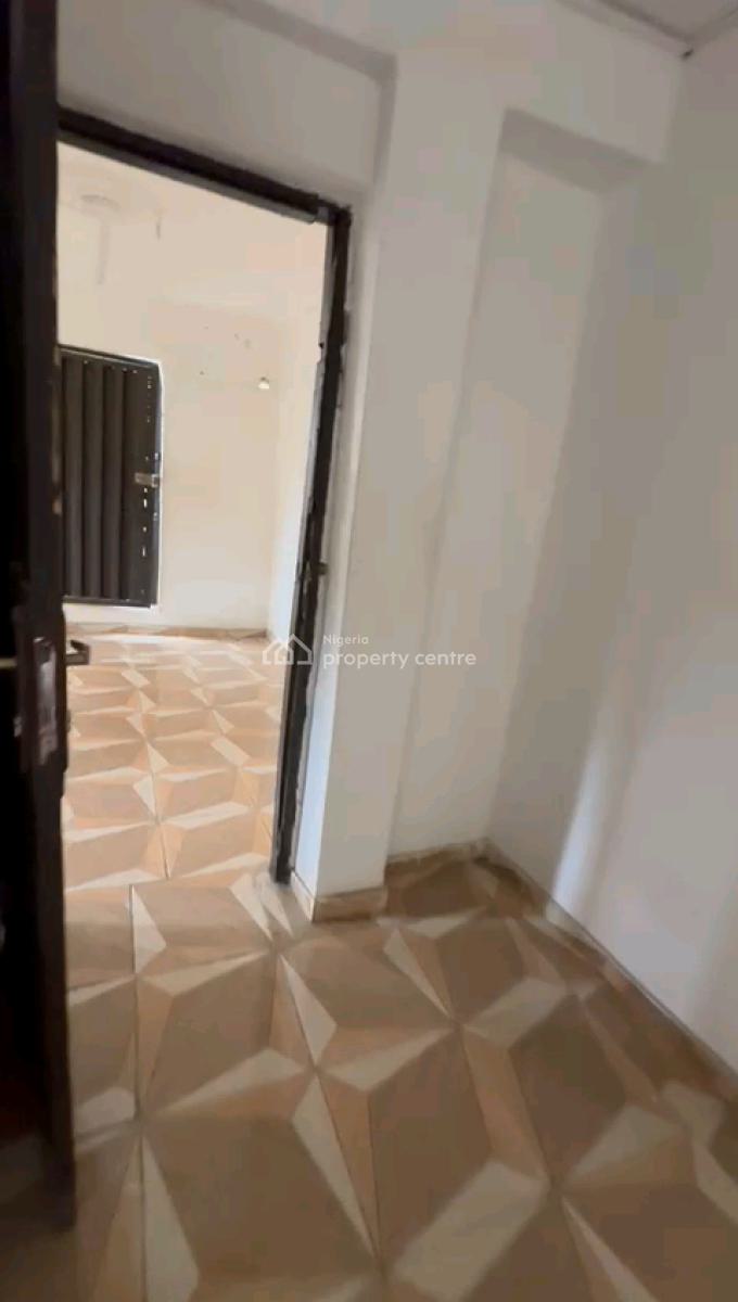 a Relatively New and Standard Miniflat, Groundfloor with 2toilets and, Off Pedro Road, Shomolu, Lagos, Mini Flat (room and Parlour) for Rent