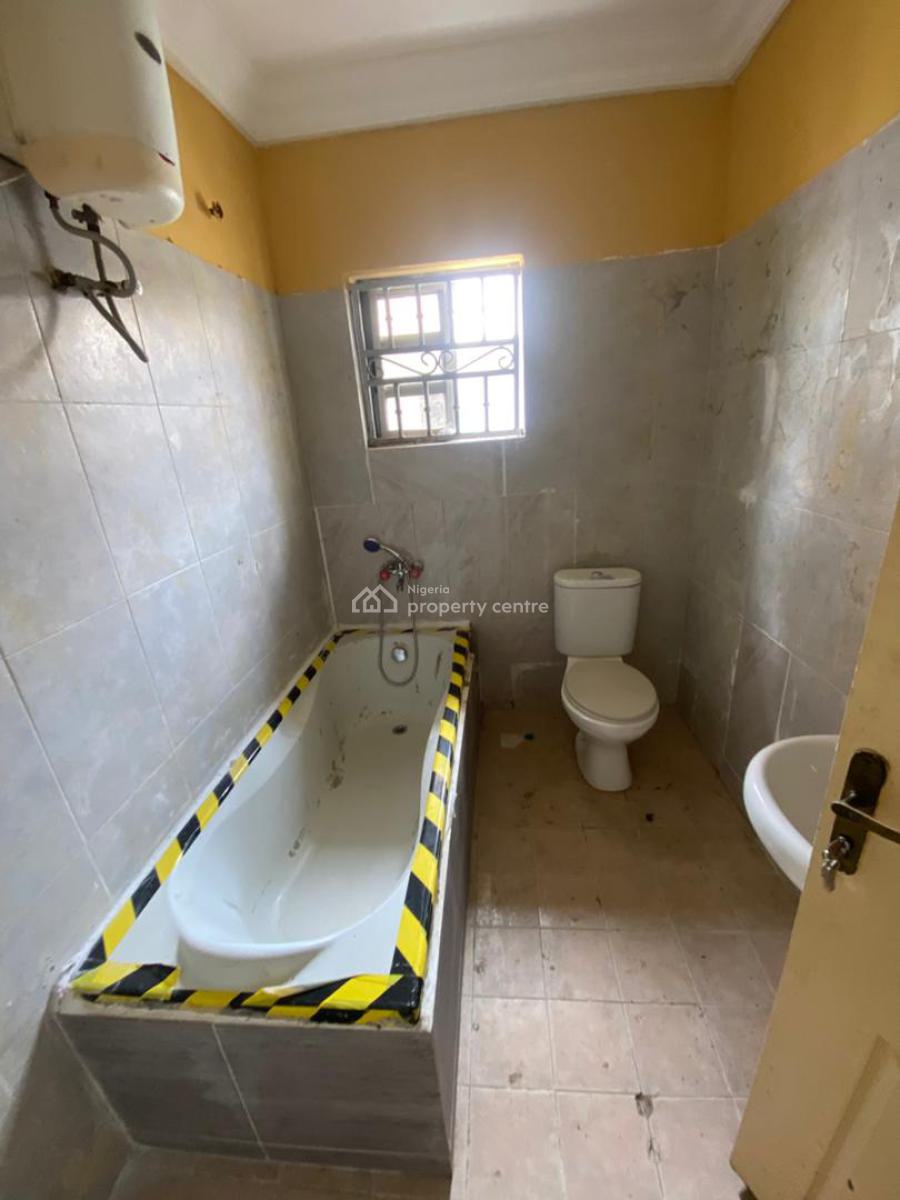 4, Lekki Phase 1, Lekki, Lagos, Semi-detached Duplex for Rent