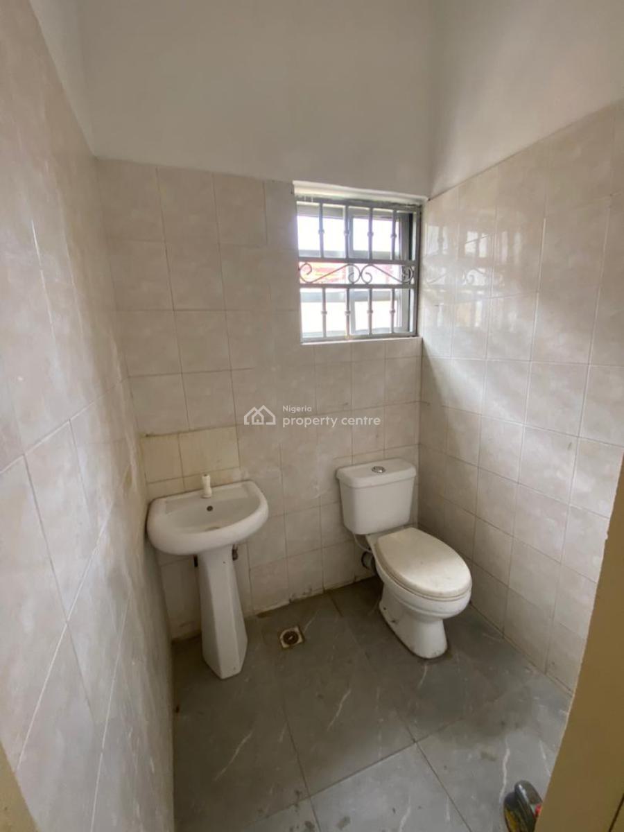 4, Lekki Phase 1, Lekki, Lagos, Semi-detached Duplex for Rent
