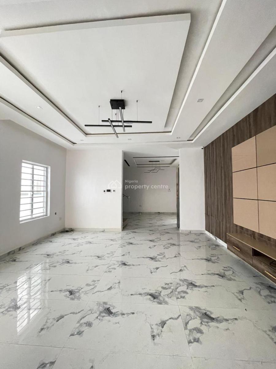 5 Bedrooms Fully-detached Duplex with Bq, Swimming Pool, & Cinema, Chevron, Lekki, Lagos, Detached Duplex for Sale
