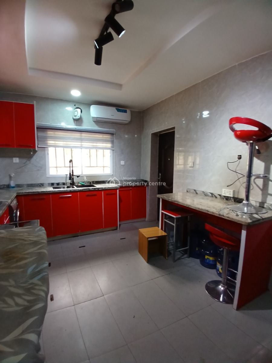 Fully Furnished 3 Bedroom Block of Flat, Diplomatic Zone, Guzape District, Abuja, House for Rent