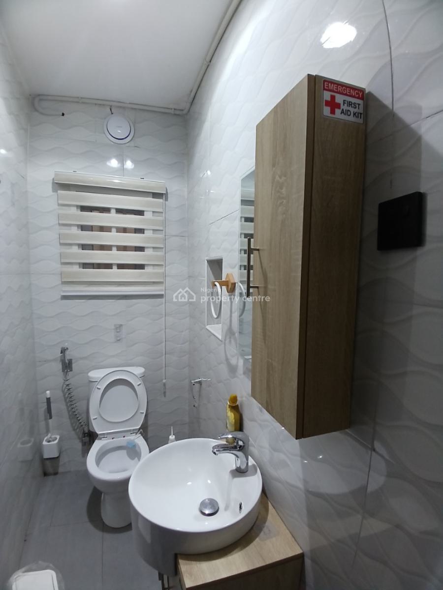 Fully Furnished 3 Bedroom Block of Flat, Diplomatic Zone, Guzape District, Abuja, House for Rent