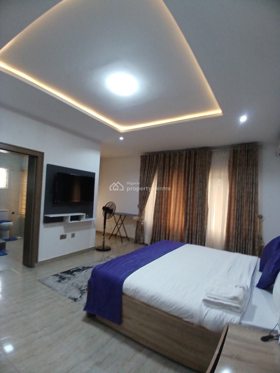 Fully Furnished 5 Bedroom Terrace Duplex with 1room Bq, Diplomatic Zone, Guzape District, Abuja, Terraced Duplex for Rent