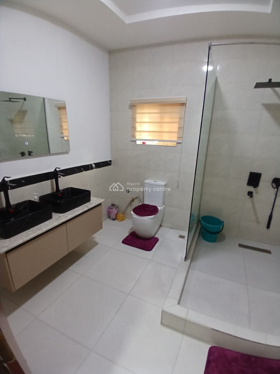 Fully Furnished 5 Bedroom Terrace Duplex with 1room Bq, Diplomatic Zone, Guzape District, Abuja, Terraced Duplex for Rent