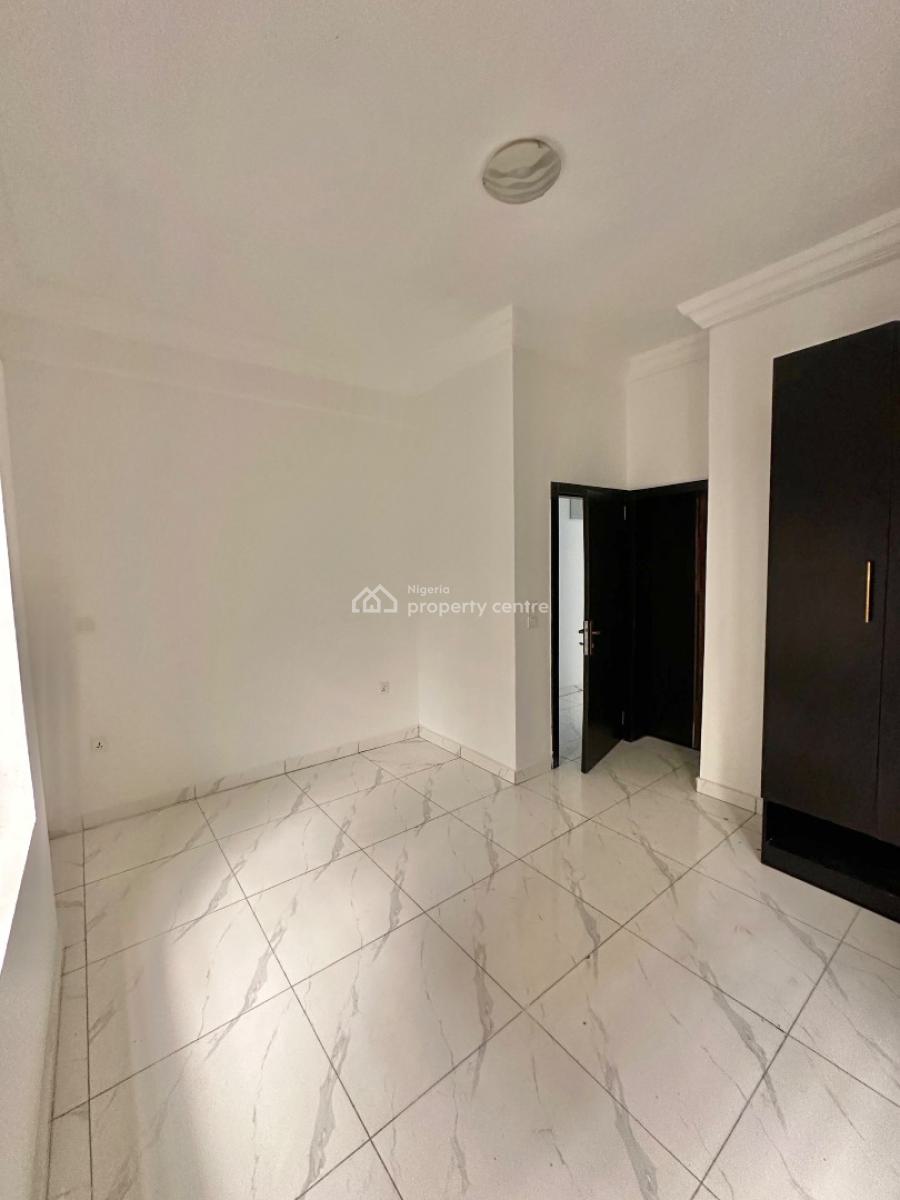 Newly Built 2 Bedroom Apartment, New Road, Lekki, Lagos, Flat / Apartment for Rent