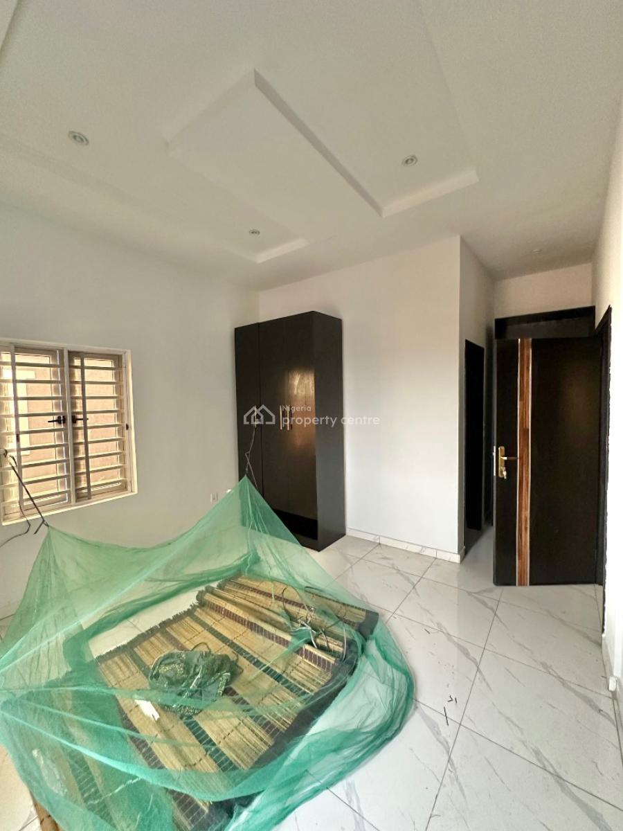 Newly Built 2 Bedroom Apartment, New Road, Lekki, Lagos, Flat / Apartment for Rent