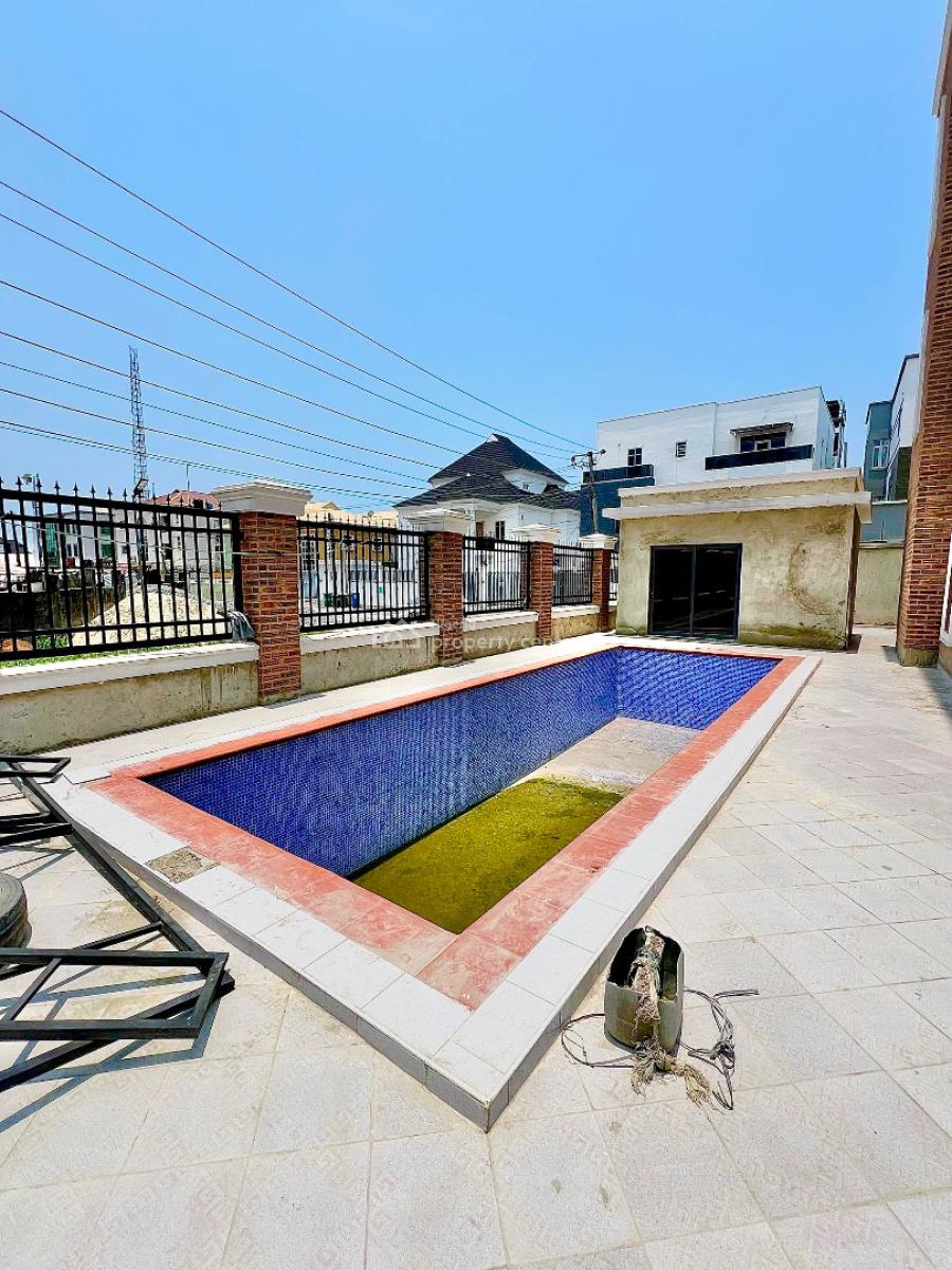 Newly Built 2 Bedroom Apartment (penthouse), Lekki Phase 1, Lekki, Lagos, Flat / Apartment for Rent