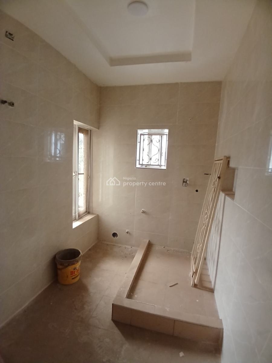 a Newly Built 5 Bedroom Terrace Duplex with 1 Room Bq, Diplomatic Zone, Guzape District, Abuja, Terraced Duplex for Rent