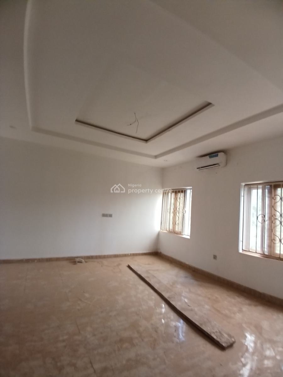 a Newly Built 5 Bedroom Terrace Duplex with 1 Room Bq, Diplomatic Zone, Guzape District, Abuja, Terraced Duplex for Rent