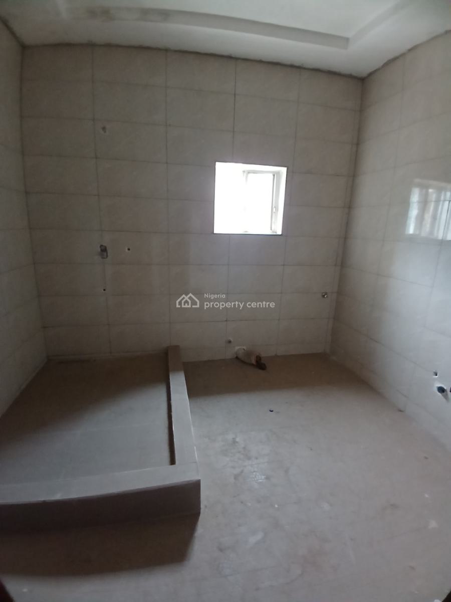 a Newly Built 5 Bedroom Terrace Duplex with 1 Room Bq, Diplomatic Zone, Guzape District, Abuja, Terraced Duplex for Rent