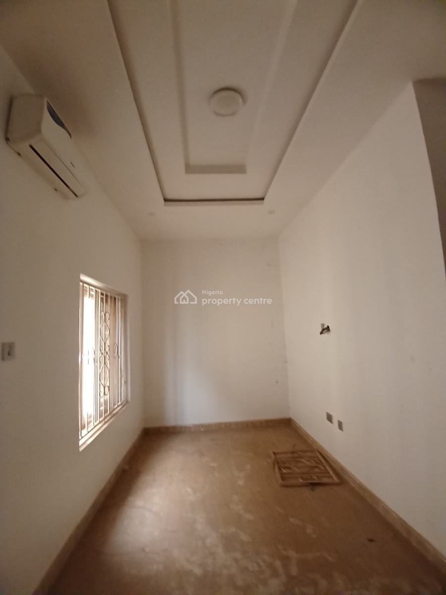 a Newly Built 5 Bedroom Terrace Duplex with 1 Room Bq, Diplomatic Zone, Guzape District, Abuja, Terraced Duplex for Rent